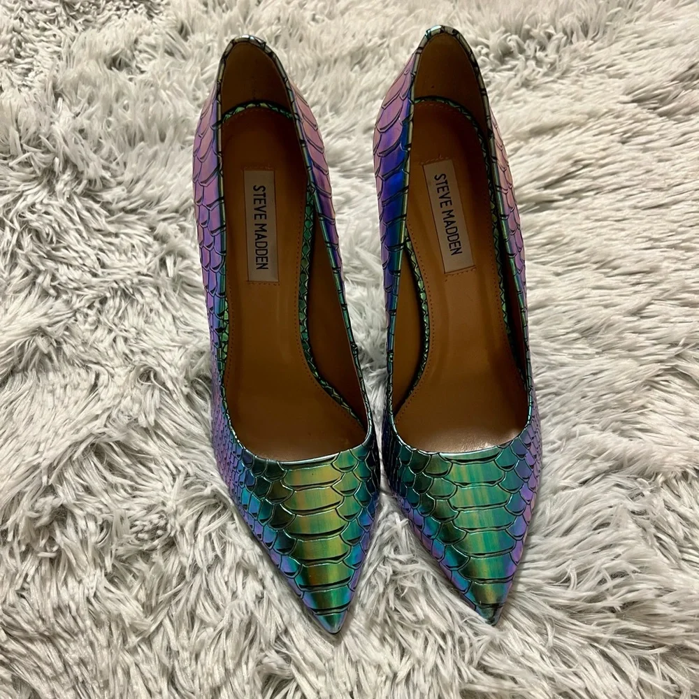 Steve Madden Chromorphous Snakeskin Heels - Picture 3 of 11